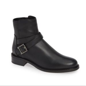 Aquatalia “Bree” water resistant bootie- black!
